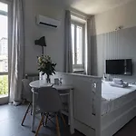 Apartman Italianway Easy - Giambellino 67 A *